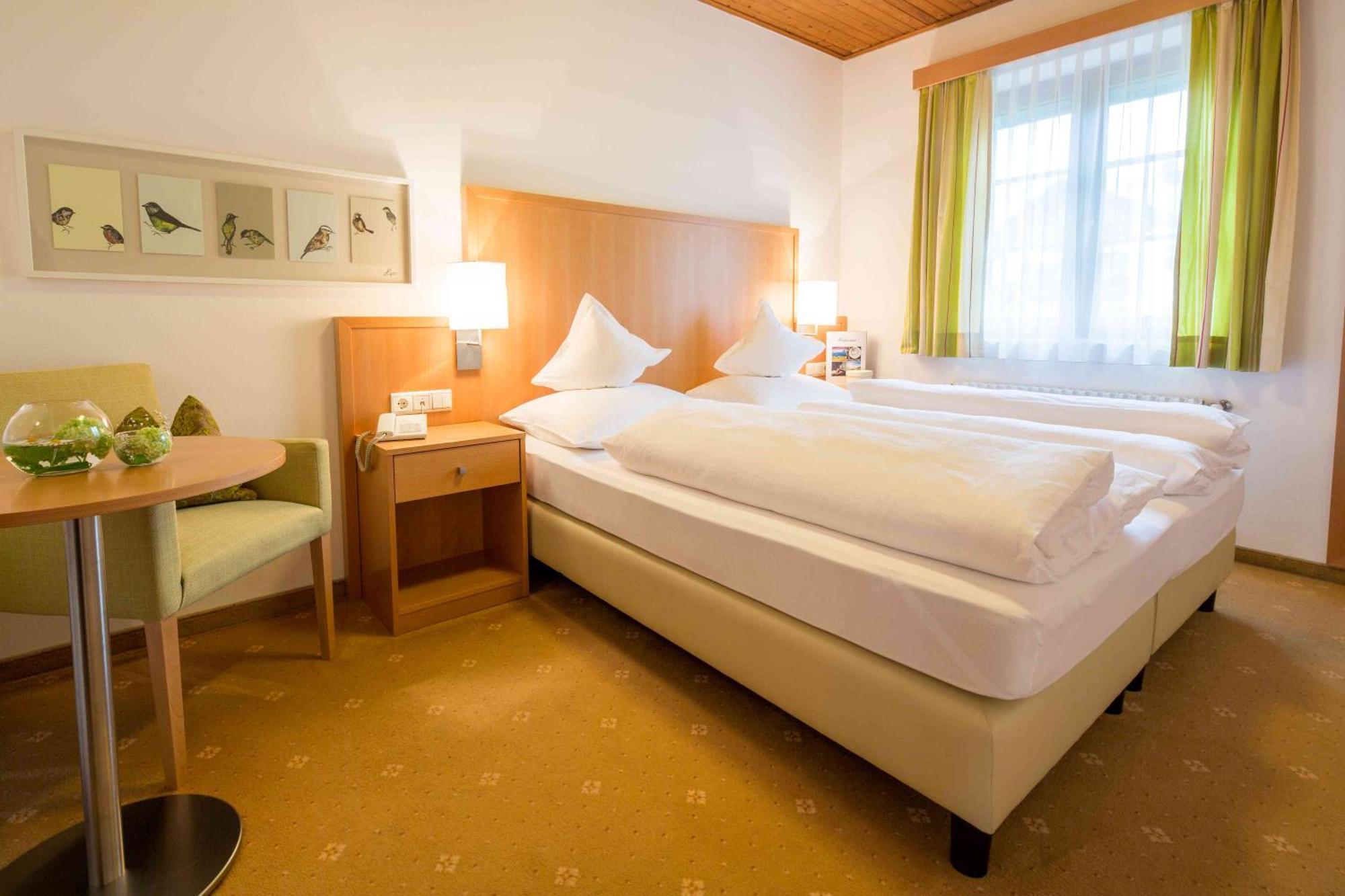 Pension An Der Linde Lagundo Rum bild
